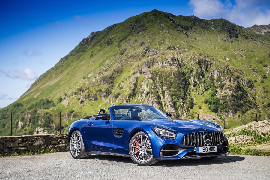  Mercedes-AMG GT S Roadster (R190) 2019 года  (UK) (фото 1 из 40)